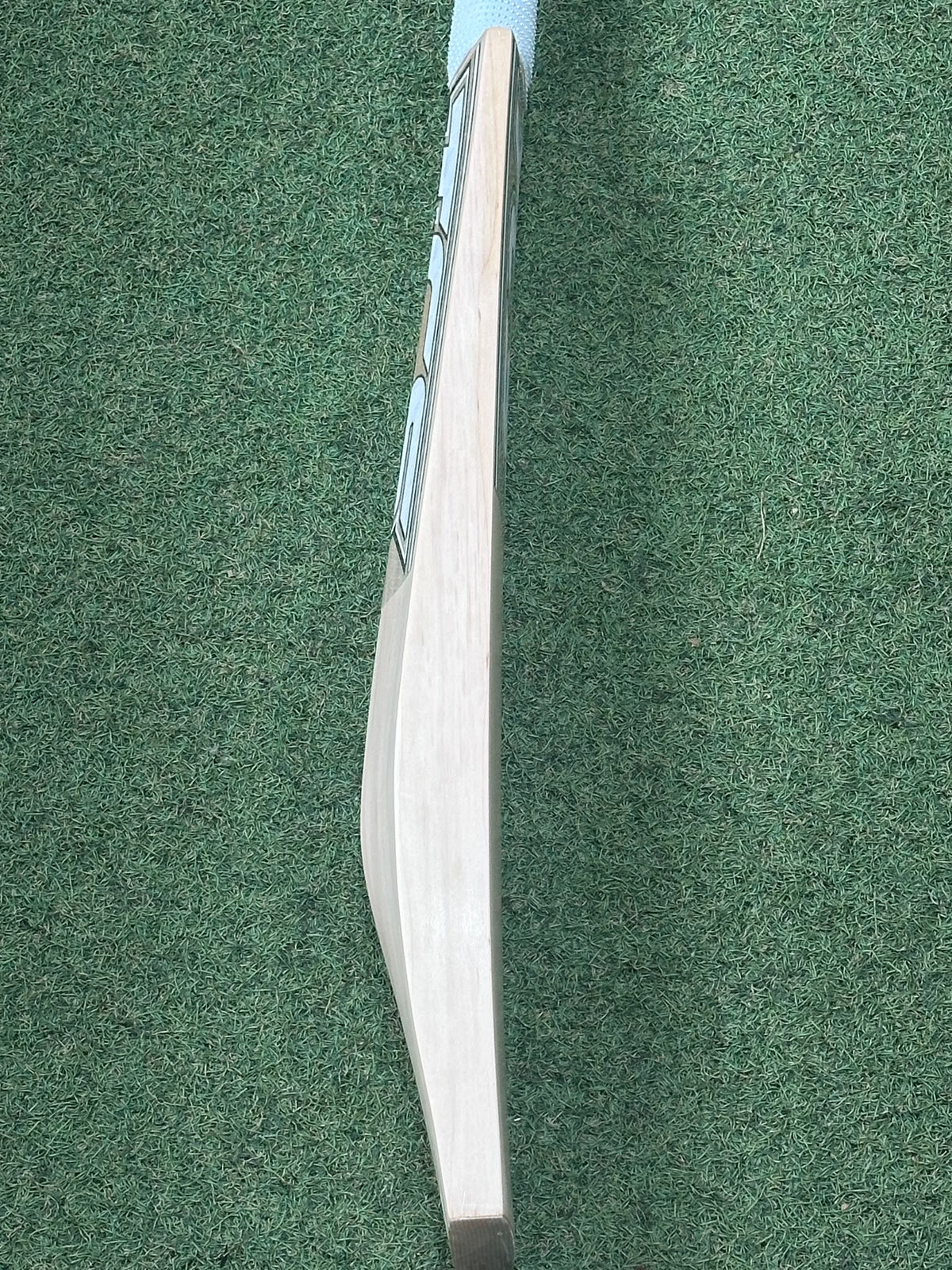 TCS White Custom Cricket Bat (2lb 9oz)