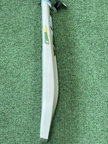 Phantom Enigma Performance Cricket Bat - 2lb 10oz - Brand New! Exclusive!