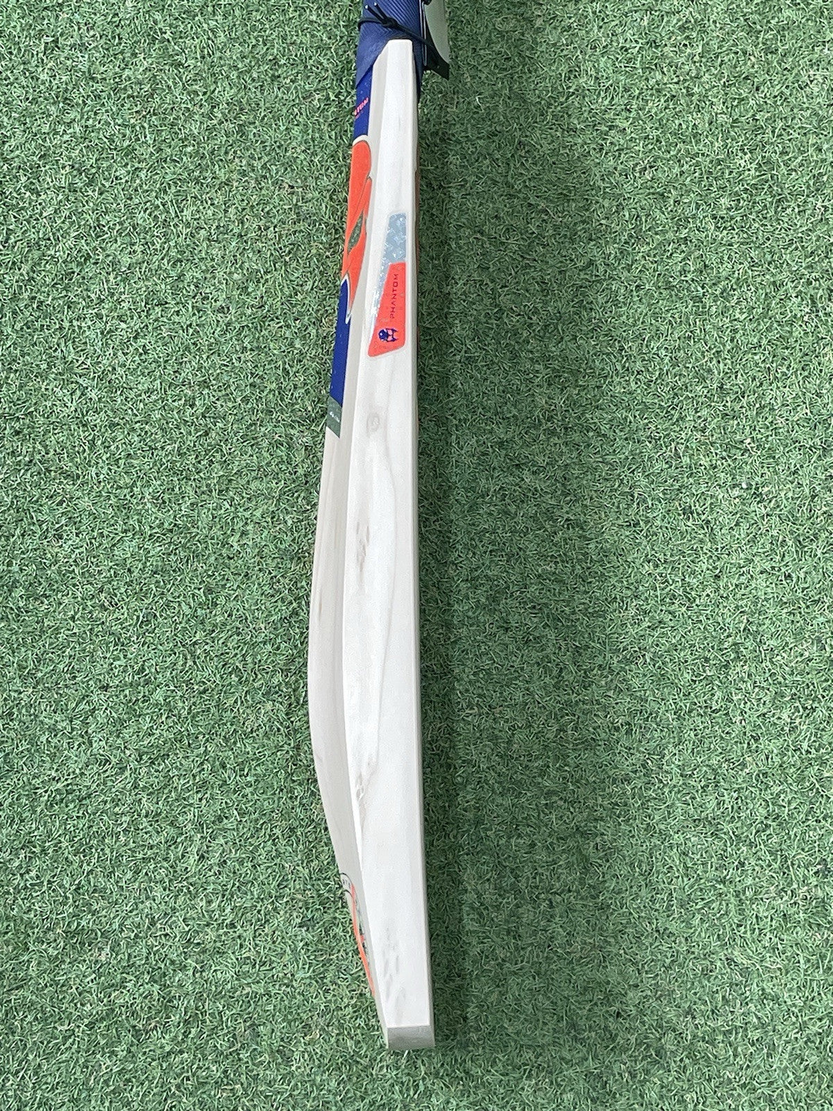 Phantom Illusion Performance Cricket Bat - 2lb 8oz - Brand New! Exclusive!