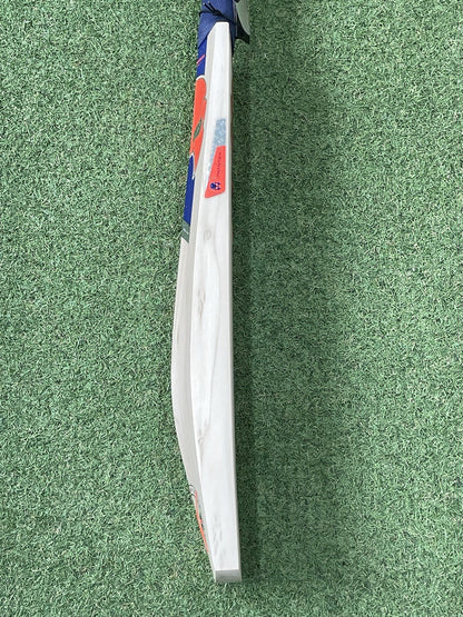 Phantom Illusion Performance Cricket Bat - 2lb 8oz - Brand New! Exclusive!