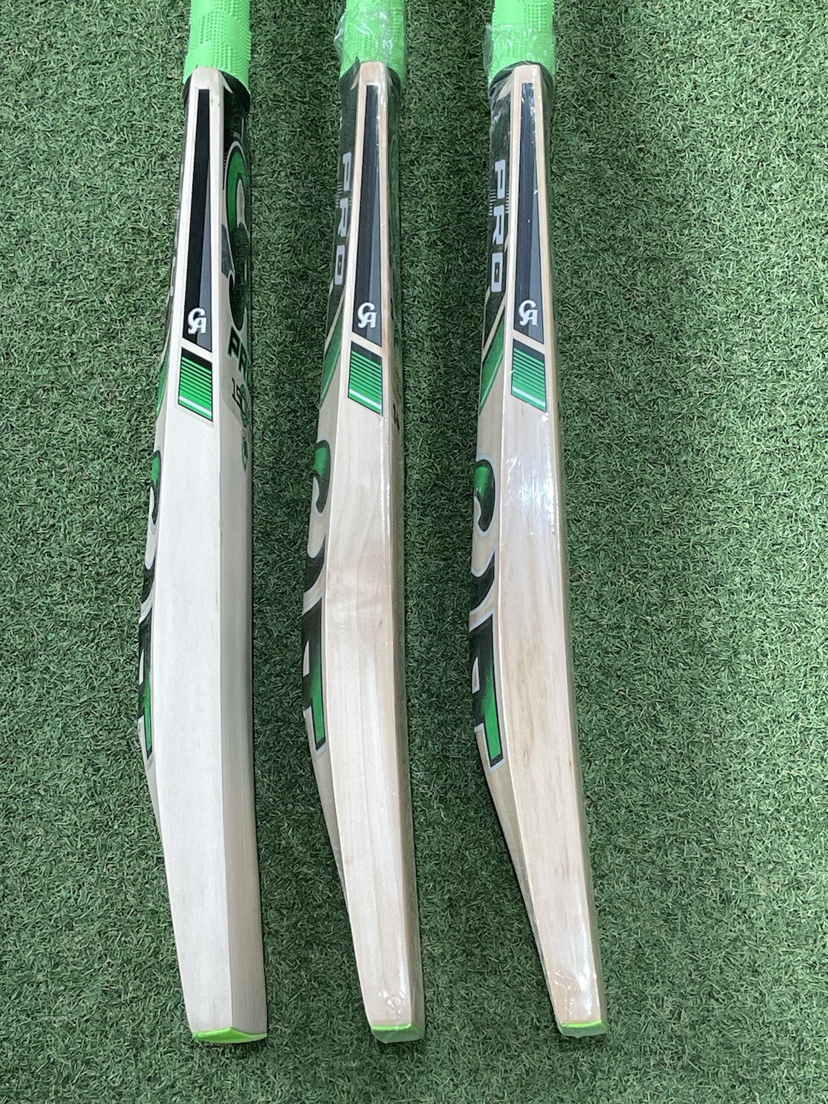 CA Pro 15000 Harrow Junior Cricket Bat - Brand New - 2lb 4oz - Exclusive