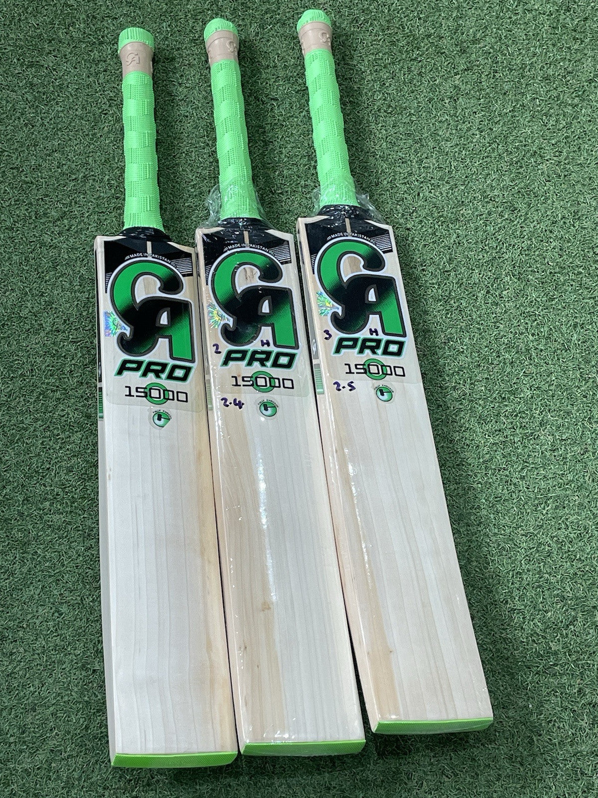 CA Pro 15000 Harrow Junior Cricket Bat - Brand New - 2lb 4oz - Exclusive