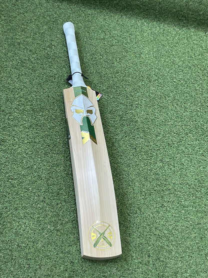 Phantom Enigma Pro-Reserve Cricket Bat - 2lb 10oz - Brand New! Exclusive!